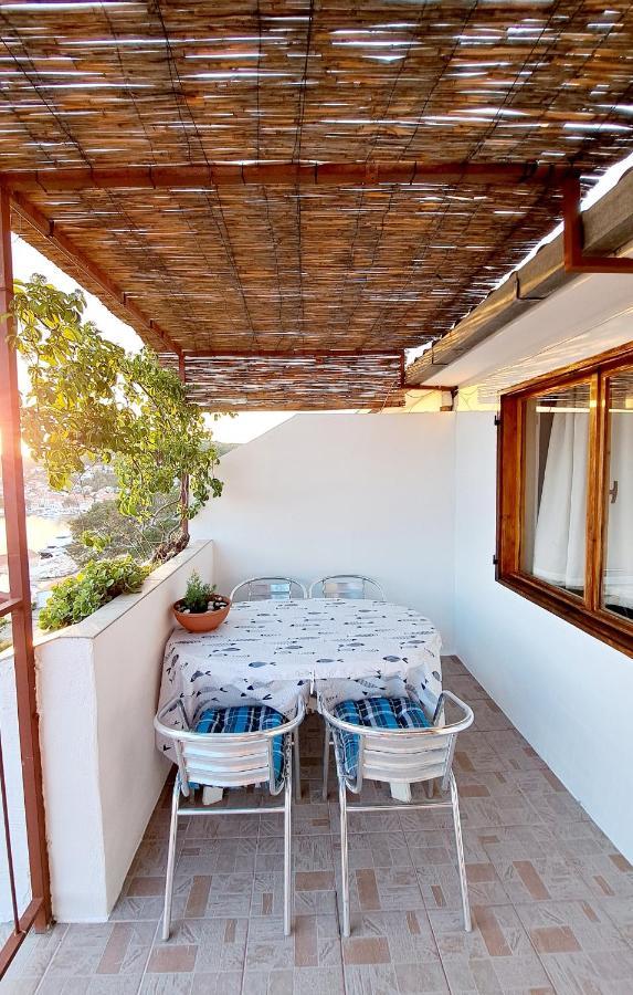 Apartment Sea View Jelsa  Ngoại thất bức ảnh