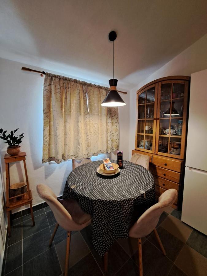 Apartment Sea View Jelsa  Ngoại thất bức ảnh